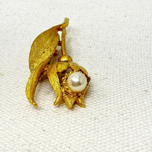 Vintage Tulip Flower Brooch‎ Gold-Tone Faux Pearl Mid-Century Classic Elegant - Picture 4 of 9